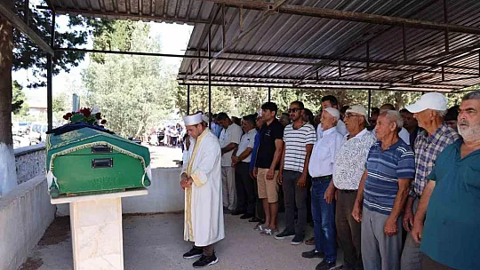 Zabıta Personelini Yüzlerce Kişi Uğurladı