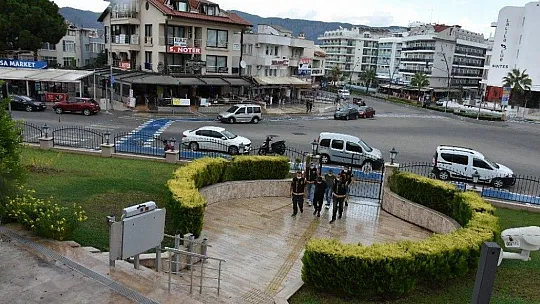 Marmaris'teki hırsızlık şüphelileri, İzmir'de yakalandı