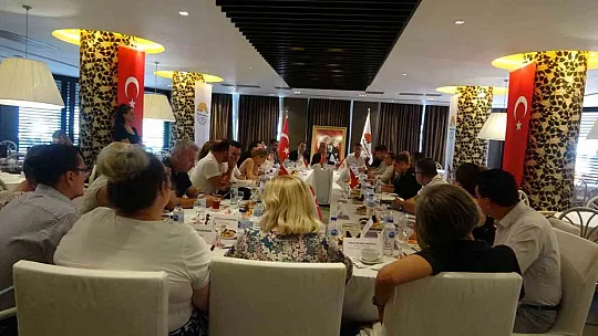 Turistlerden gelen şikayetler ile ilgili toplantı yapıldı