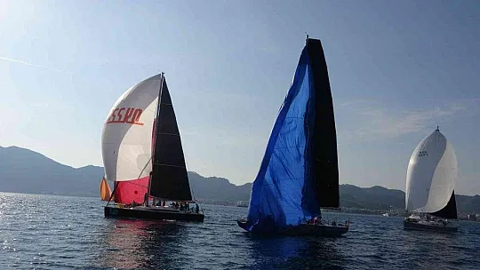 Marmaris Uluslararası Yelken yarışlarının ilk günü tamamlandı