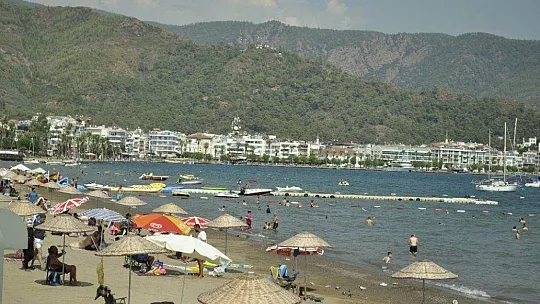 Marmaris yabancı misafirlerini beklemeye başladı