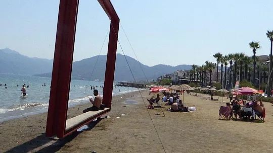 Marmaris yabancı misafirlerini beklemeye başladı
