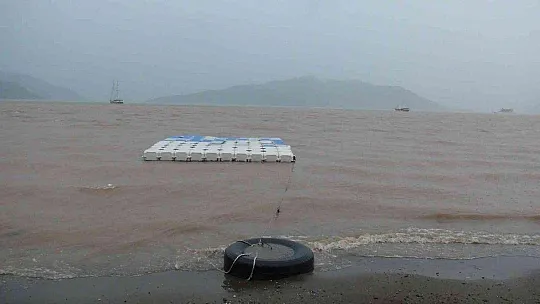 Marmaris yaralarını sarıyor