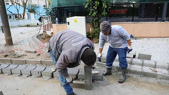 Marmaris Yunus Nadi Caddesi'nde ikinci etap çalışmalar devam ediyor