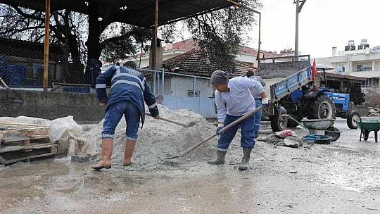 Marmaris Yunus Nadi Caddesi'nde ikinci etap çalışmalar devam ediyor