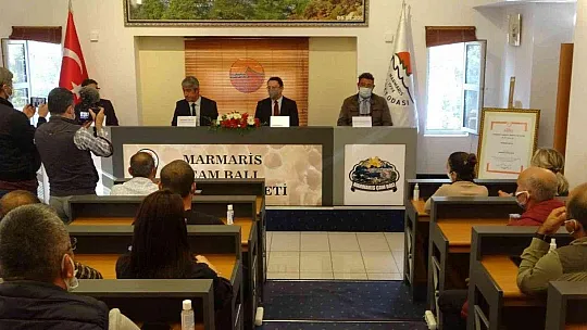 Marmarisli arıcılar ballarına coğrafi işaret belgelerini aldı
