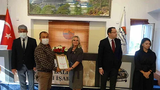 Marmarisli arıcılar ballarına coğrafi işaret belgelerini aldı
