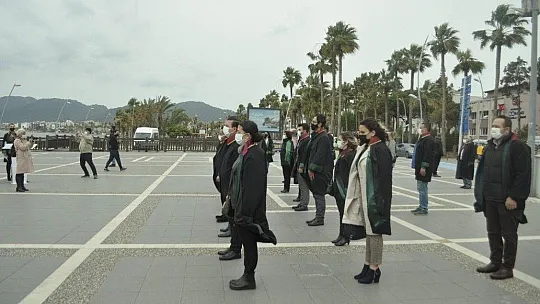 Marmarisli avukatlar günlerini kutladı