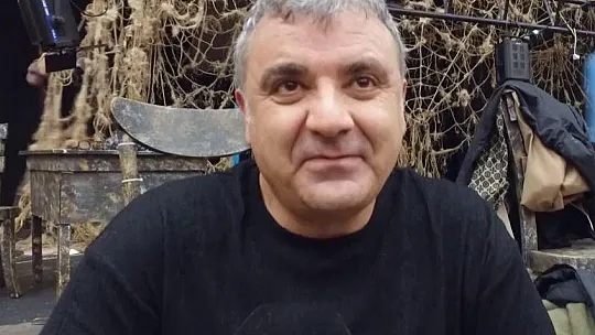 Marmarisliler 'Bir anarşistin kaza sonucu ölümü' isimli tiyatroya yoğun ilgi gösterdi