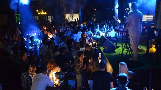 Marmarisliler Sakiler Grubu ile unutulmaz bir gece yaşadı
