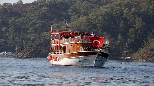 Mavi vatan Göcek'te Zafer Bayramı kutlaması