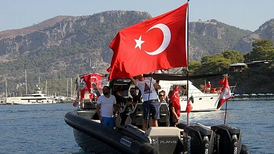 Mavi vatan Göcek'te Zafer Bayramı kutlaması