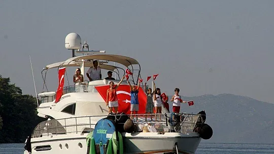 Mavi vatan Göcek'te Zafer Bayramı kutlaması