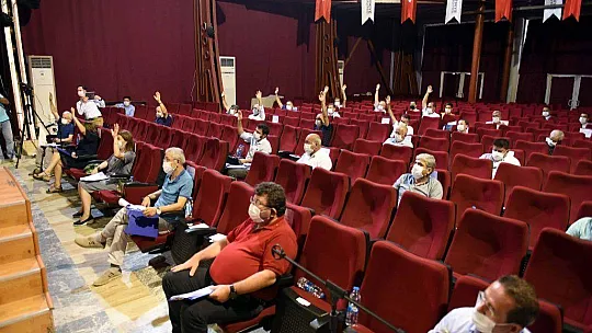 Fethiye Belediye Meclisi'nde komisyon üyeleri seçildi