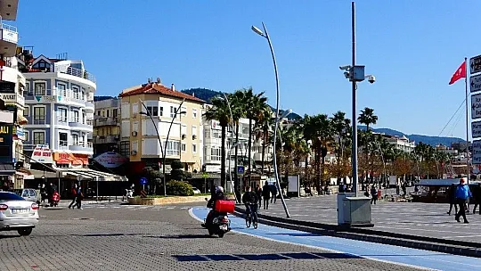 Memlekette kış, Marmaris'te bahar havası