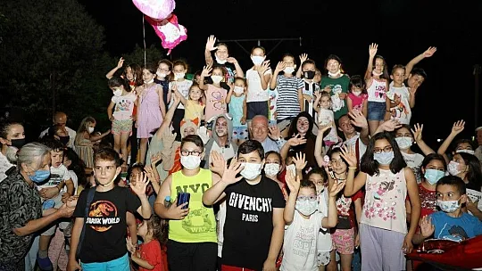 Menteşe Belediye Tiyatrosu perdelerini açtı