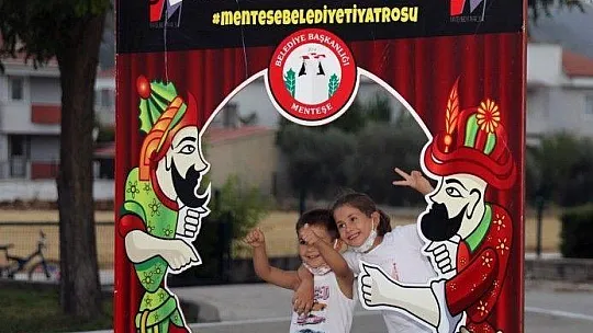 Menteşe Belediye Tiyatrosu perdelerini açtı