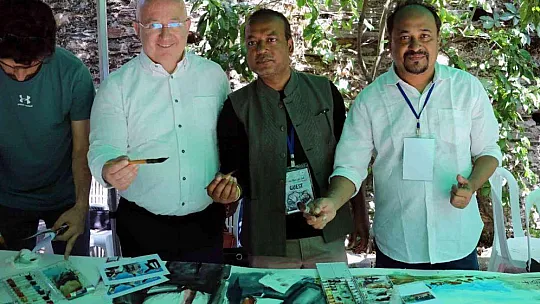 Menteşe Belediyesi 12 farklı ülkeden ressama ev sahipliği yaptı