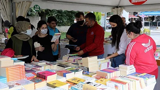 Menteşe Belediyesi Kitap Fuarı açıldı