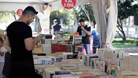 MENTEŞE BELEDİYESİ KİTAP FUARI AÇILDI