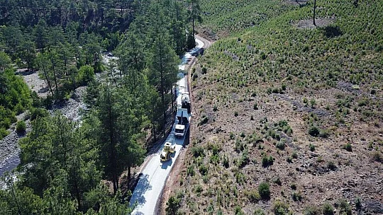 Menteşe Belediyesinden kırsal mahalle yollarında çalışma