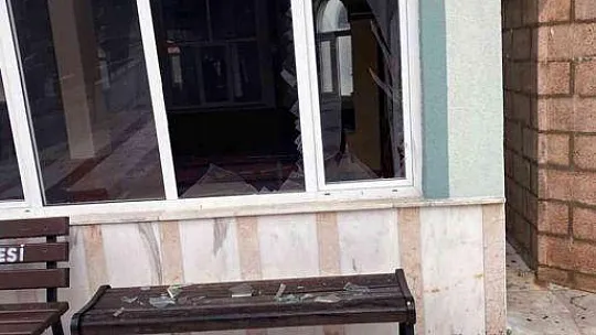 Menteşe'de camiye yıldırım düştü