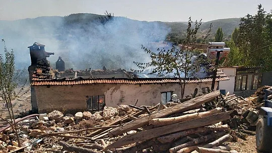 Menteşe'de ev yangını