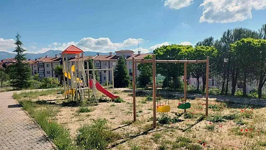 Menteşe'de Parklar yenileniyor