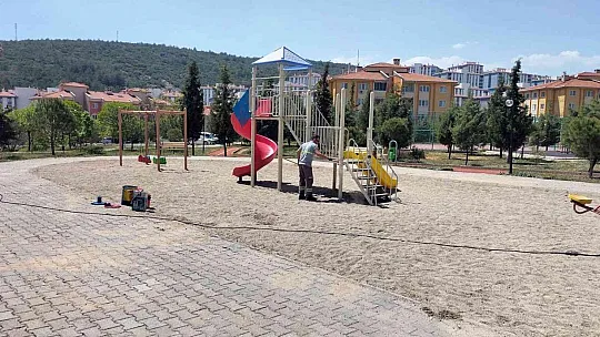 Menteşe'de Parklar yenileniyor