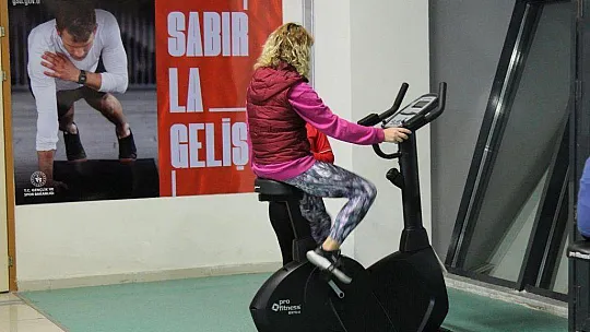 MENTEŞE'DE ÜCRETSİZ FİTNESS SALONU AÇILDI