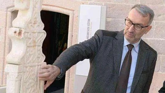 MENTEŞEOĞULLARINDA MEVLEVİLİK İZLERİ