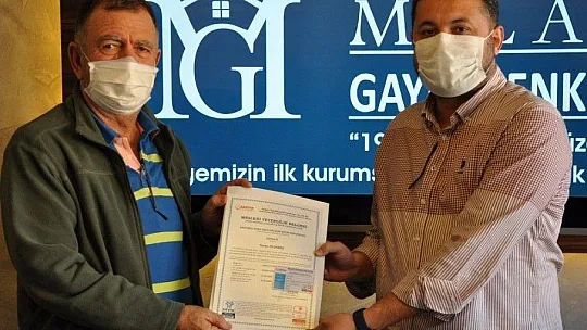Meslek duayenleri ve gençler belgelerini aldılar