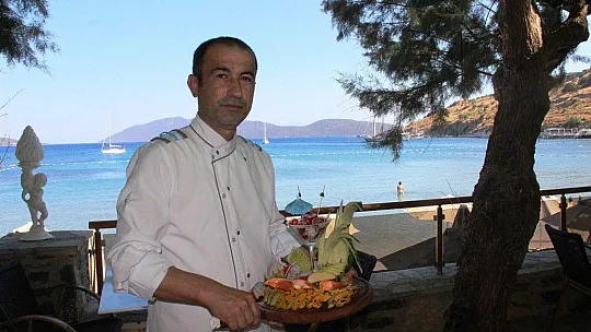 Meyve tabağını gören turistler gözlerine inanamıyor