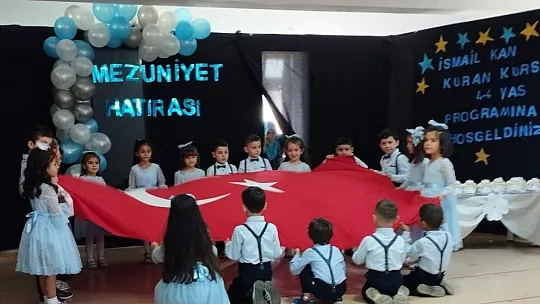 Mezuniyet töreni duygulandırdı