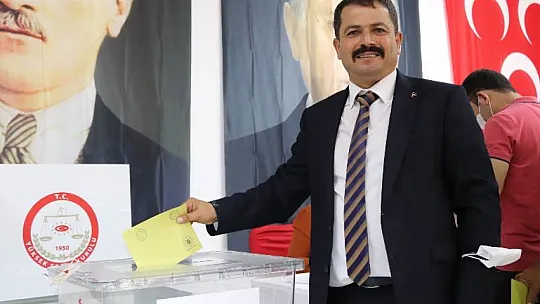 MHP'li Arıç güven tazeledi