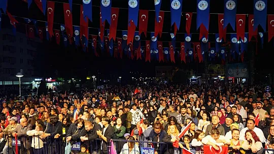 Belediyeden Coşkulu 1 Mayıs Kutlaması