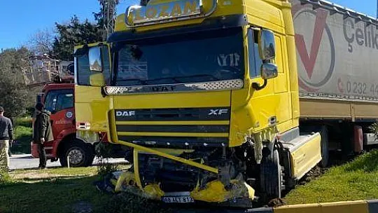 Milas-Bodrum karayolunda zincirleme trafik kazası: 1'i ağır 7 yaralı