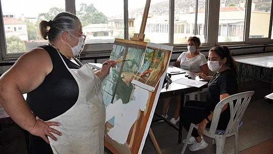 Milas Halk Eğitimi Müdürü Bayram, 'Sağlıklı bir ortamda kursiyerlerimizi bekliyoruz'