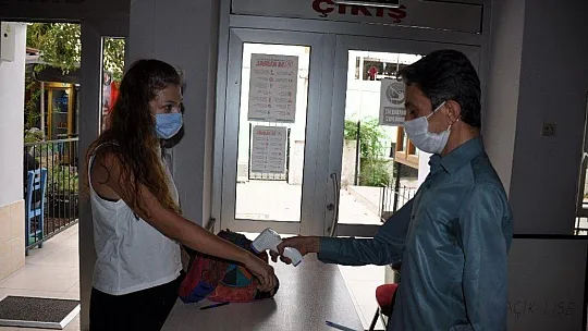 Milas Halk Eğitimi Müdürü Bayram, 'Sağlıklı bir ortamda kursiyerlerimizi bekliyoruz'
