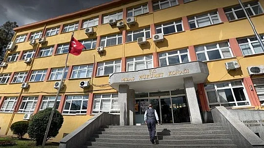 Milas Hükümet Konağı yıkılıyor