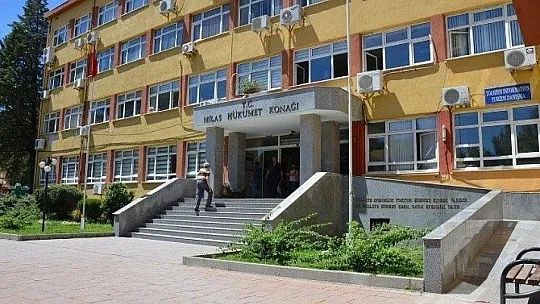 Milas Hükümet Konağı yıkılıyor
