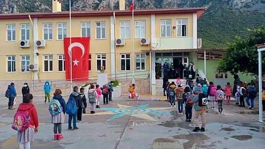 Milas'ta 124 okulun 102'sinde yüz yüze eğitime ara verildi