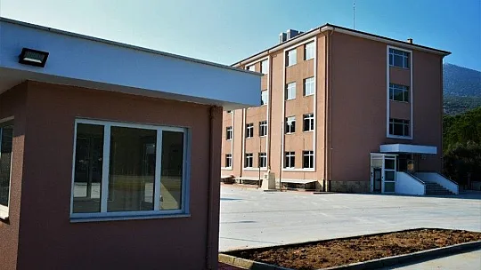 Milas'ta 5 okulun kayıt alanı yeniden belirlendi