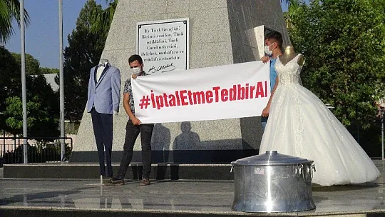 Milas'ta düğüncülerin ilginç eylemi