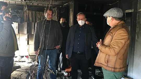 Milas'ta kundaklanan kulüp binası önünde açıklama yapıldı