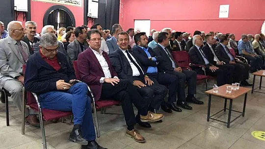Milas'ta mahalle muhtarları, genel kurulda bir araya geldi