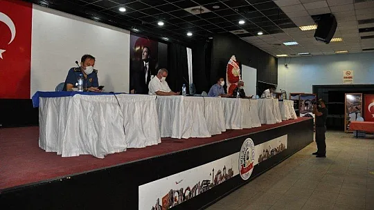 Milas'ta muhtarlar toplantısı yapıldı