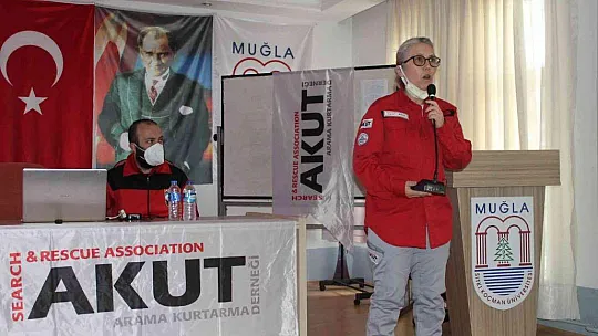Milas'ta öğrenciler deprem konusunda bilgilendirildi