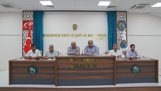 Milletvekili Otgöz ve Başkan Akdenizli, Muhtarlarla Bir Araya Geldi