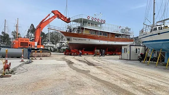 Milyonluk tekneler deniz sezonu için hazırlanıyor